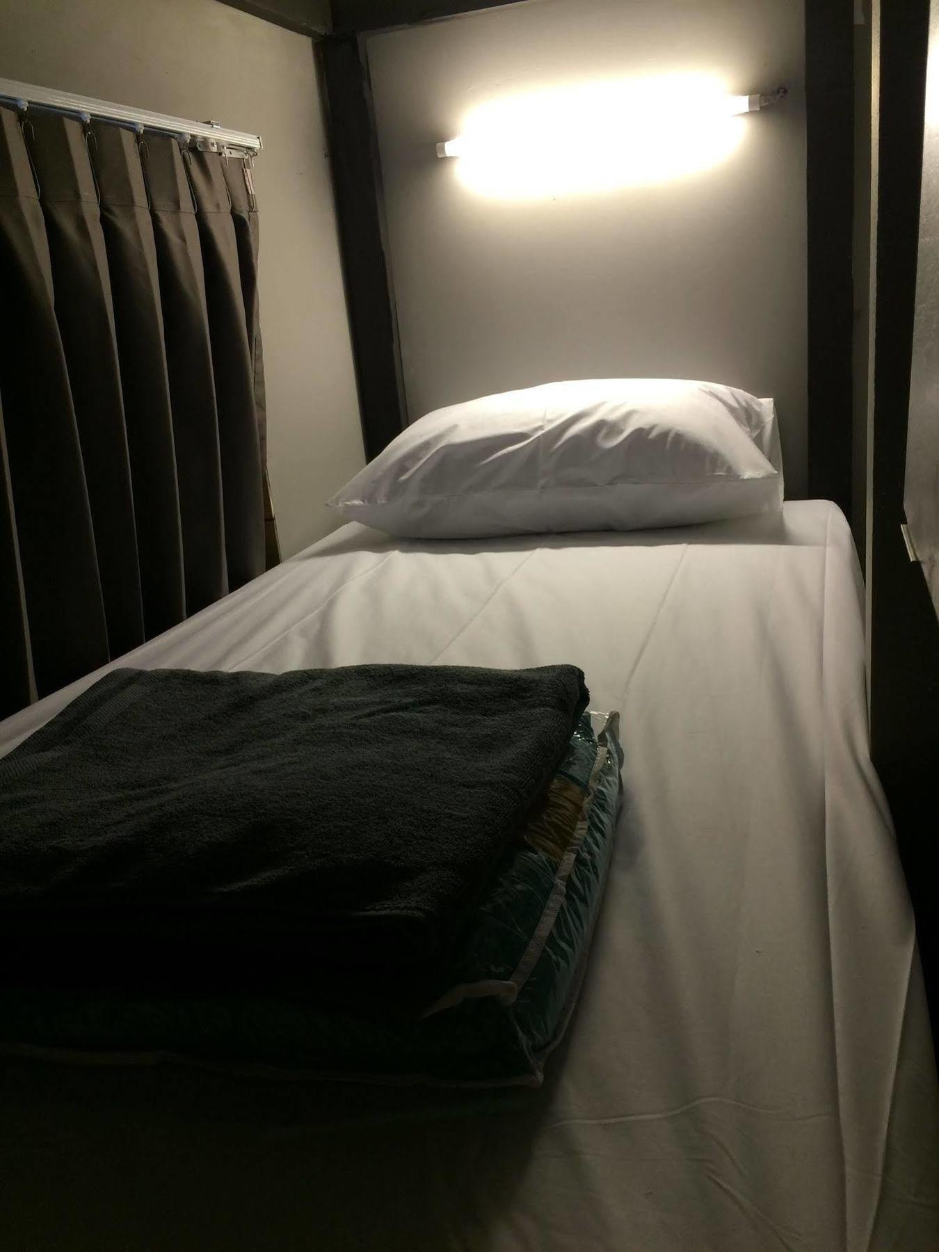 Hubb Hostel Phuket Airport Nai Yang Zewnętrze zdjęcie