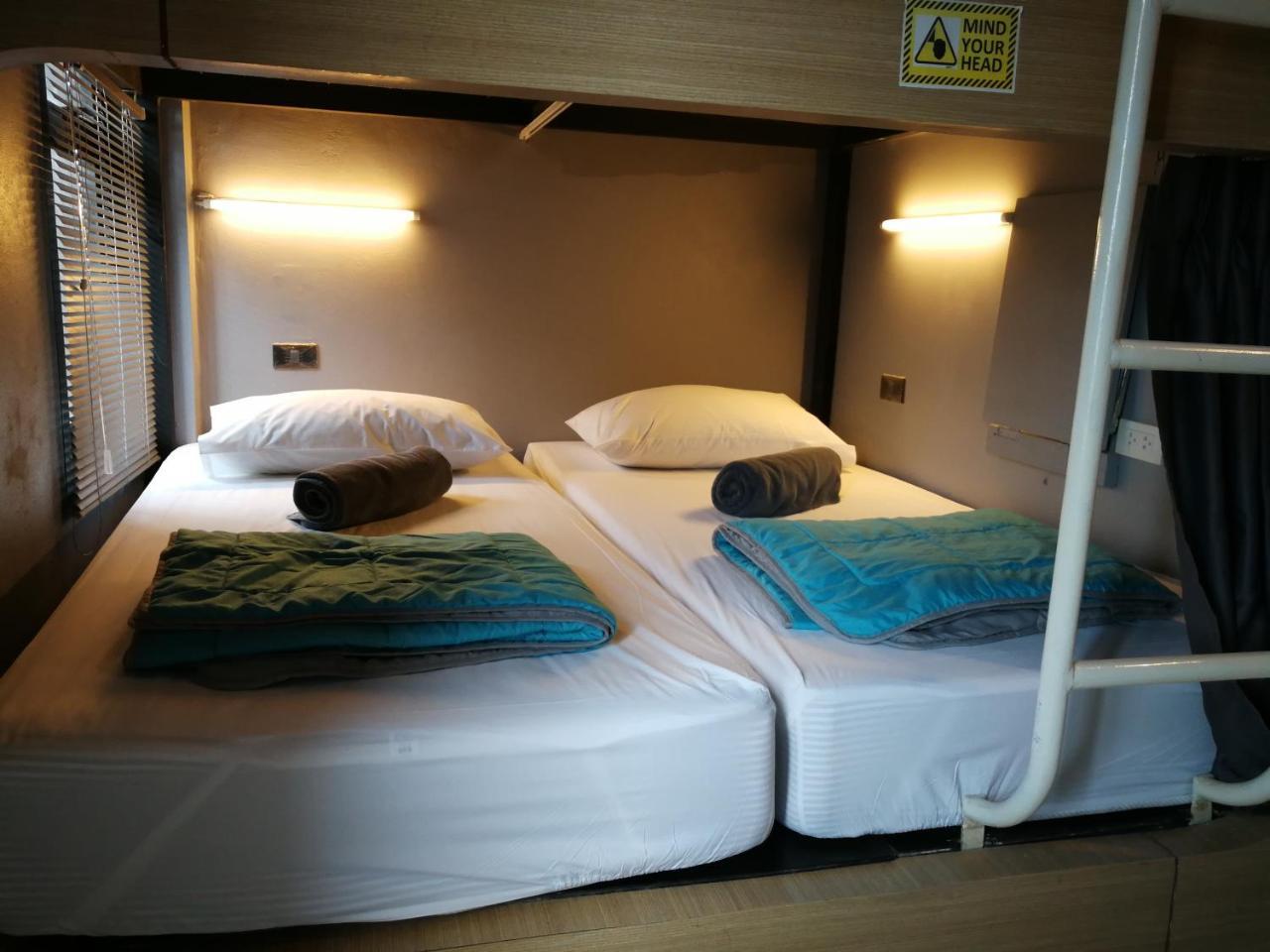 Hubb Hostel Phuket Airport Nai Yang Zewnętrze zdjęcie